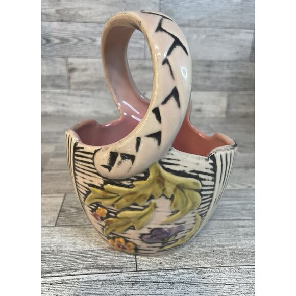 Vintage Pink Hull Pottery Basket Blossom Flite 1955 T2 Candy Dish Vase - Picture 1 of 8